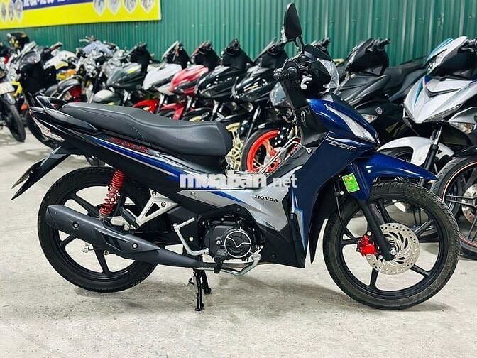 XE MÁYTHANHTÙNG_WAVE RSX FI XANH VÀNH ĐÚC 2025 B29