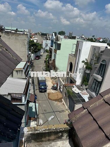 chính chủ cần bán nhà 1 trệt 2 lầu xây kiên cố giá 3ty700