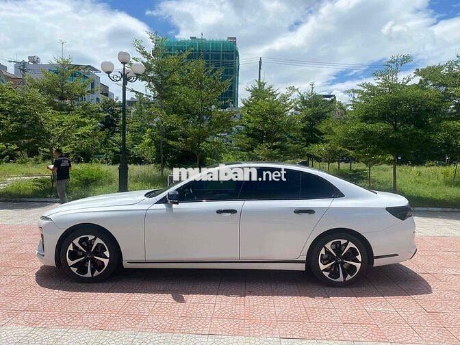 VinFast Lux A2.0 2022 A2.0 Tiêu chuẩn - 70000 km