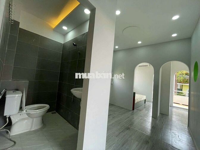 Căn Hộ 2PN + 1PK Ban Công Mới 100% Máy Giặt Riêng - Hẻm Rộng - An Ninh