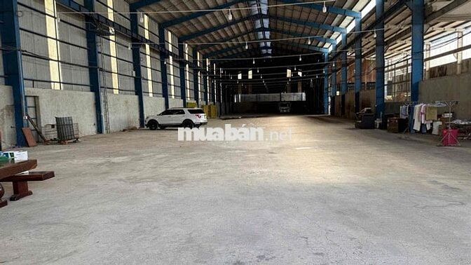 Cho Thuê Kho 2000m2 sân rộng - QL1A- Cái Bè