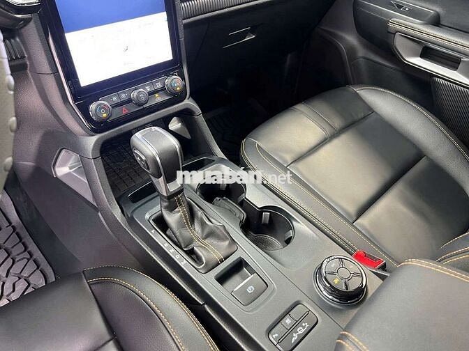 Ford ranger wildtrak AT 2 cầu- 18000 km