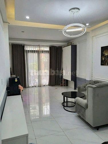 Chủ Nhà Về Quê. Bán Gấp Nhà Phạm Văn Chí Q6 50m2/2ty400. Sổ hồng sẵn