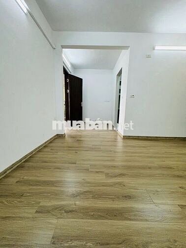BÁN NHÀ TẬP THỂ THANH XUÂN, 80M, 2 NGỦ ,Ô TÔ , KD ĐỈNH. GIÁ: 3,5 TỶ !