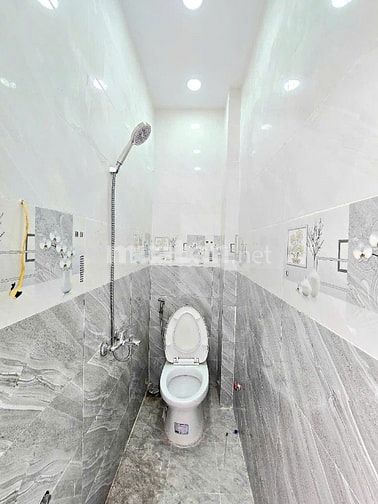 nhà bán chính chủ 1 lầu có sổ hồng gần Phú Mỹ Hưng quận 7