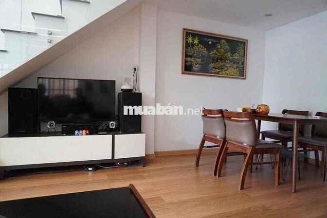 cho thuê nguyên căn nhà full nội thất cáo cấp đường Ông Ích Đường rẽ