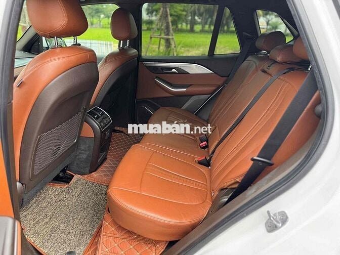 Lux SA Premium 2021 đi cực ít đẹp xuất sắc