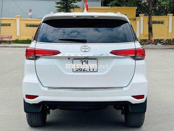 Toyota Fortuner 2021 2.4G máy dầu 7 chỗ Form mới