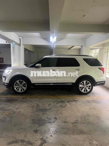 Ford Explorer 2018 2.3L Ecoboost - 100000 km