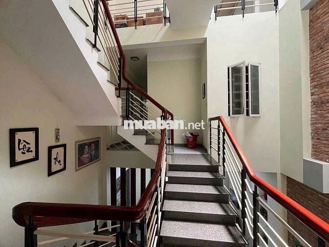 NHÀ MT NGUYỄN XÍ SÁT TRẦN THÁI TÔNG GẦN NGUYỄN TẤT THÀNH