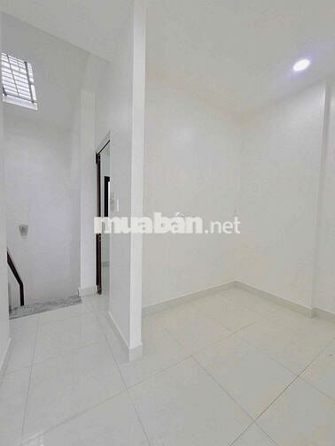 CHO THUÊ NHÀ NGUYÊN CĂN MẶT TIỀN ĐƯỜNG SỐ P.TÂN QUY Q7
