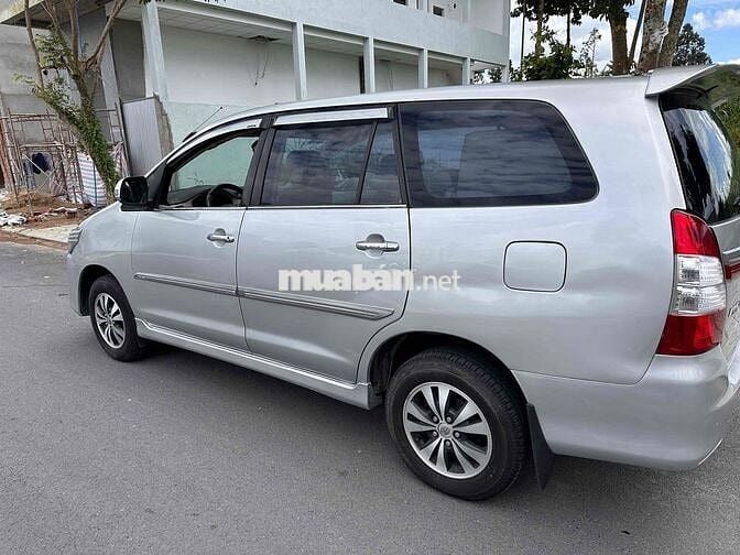 Toyota Innova 2016 - 142000 km