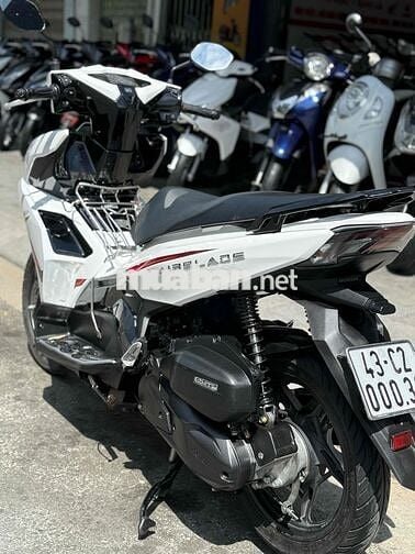 Ab 2022 trắng nguyên rin, biển 43