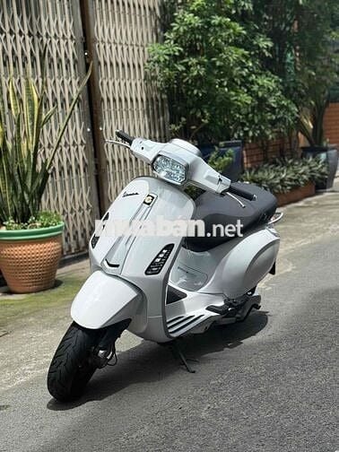 vespa sprint up led iget biển 59 chính chủ.trả gop