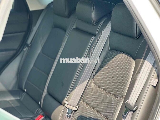 Mazda CX5 Premium 2.0 AT sản xuất 2024
