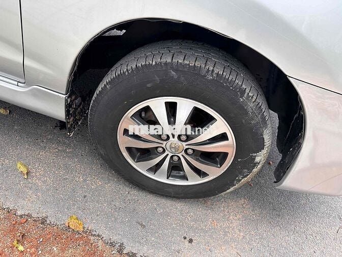 Toyota Innova 2016 - 142000 km