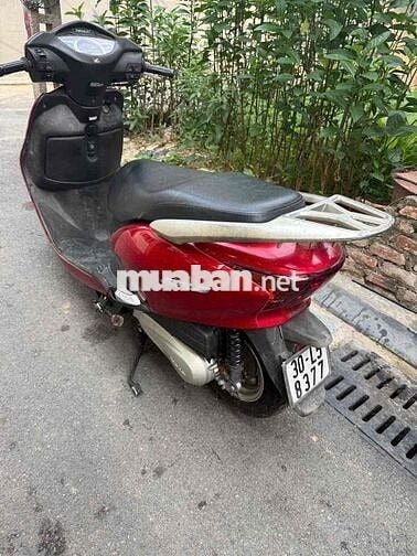 e bán xe lead đỏ máy đi ngon xe còn khá đẹp ạ