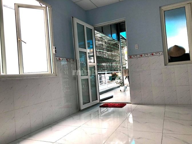 Chính chủ cho thuê phòng (4 x 4,5m) trên lầu 2 _ Lê Văn Sỹ, Q3