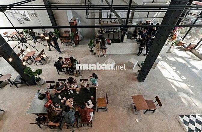 Cho thuê nhà 2 mặt tiền 30A Trần Phú, Quận 5.