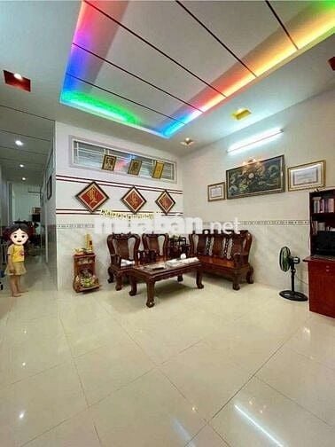 NHÀ CẤP 4 RỘNG - HẺM 876 TRẦN NAM PHÚ
