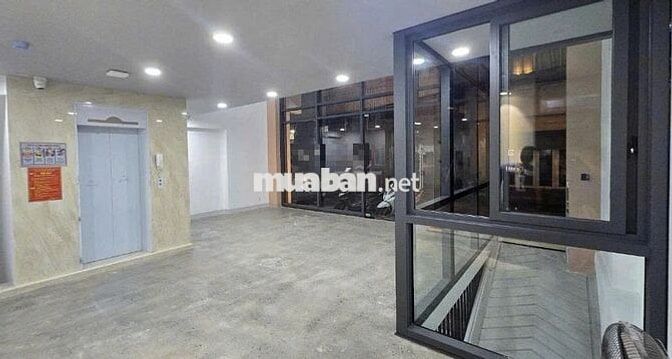 Mặt tiền Trần Bình Trọng gần Trần Hưng Đạo Quận 5.