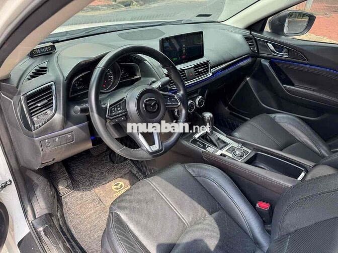 Mazda 3 2018 AT - 65000 km