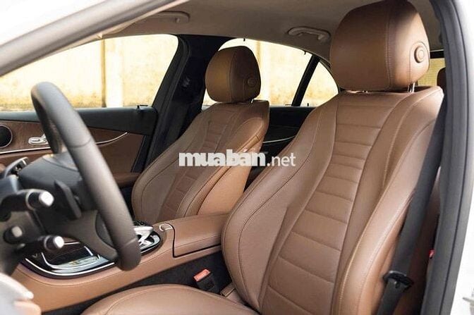 Mercedes E200 Model 2017 - Hỗ trợ Bank - Trắng Nâu