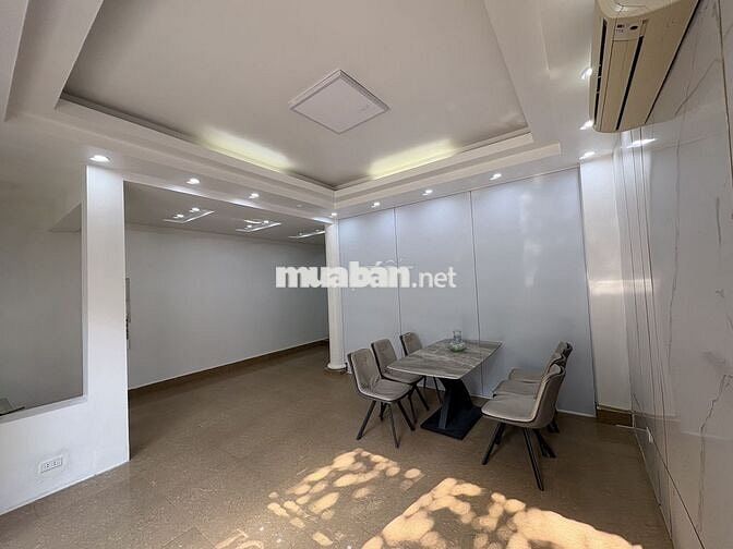 Cho thuê BT Vườn Đào 45 triệu, 165m2, 6PN 4WC view đẹp tại Tây Hồ,