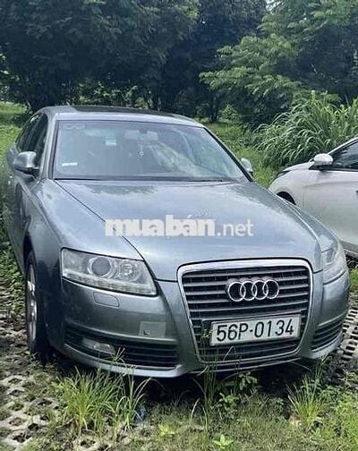 Audi A4 2010 2.0T Quattro - 50000 km