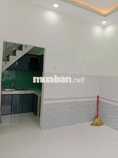 Nhà Mễ Cốc 2Tỷ 550 diện tích 4*7, 1trệt lầu 3pn, có ban công