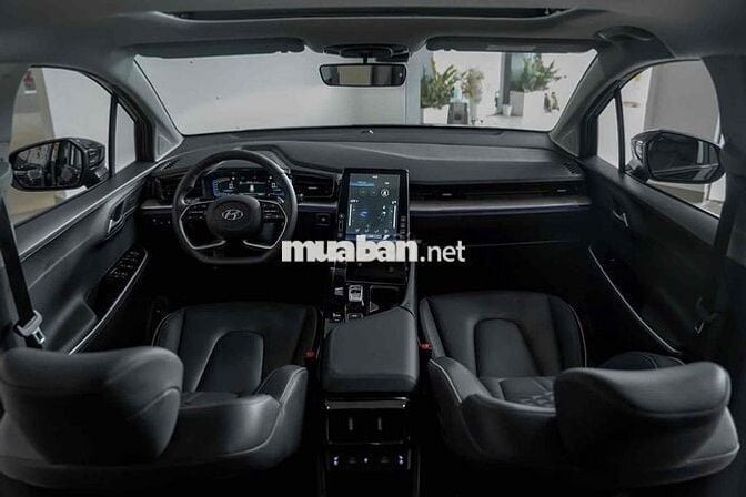 🔺 HYUNDAI CUSTIN 2.0T BẢN CAO CẤP SẢN XUẤT 2024