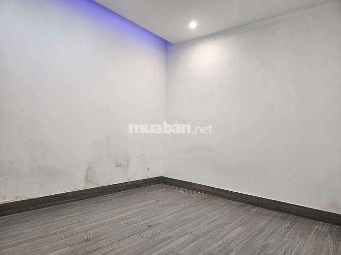 BÁN NHÀ MTKD_ 90M2 _ NỞ HẬU_THU 15TR_SHR_ chỉ 8850k_