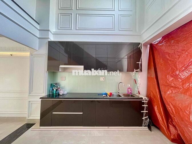 BÁN NHÀ 4 TẦNG_HXT HIỆP BÌNH. 51M2(4.2x12) 4PN5WC. Sổ Hoàn Công.
