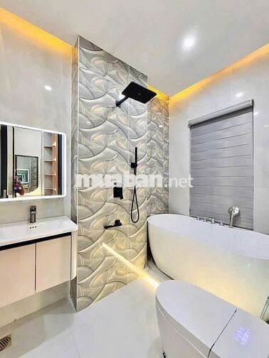 SIÊU PHẨM NHÀ ĐẸP - 68C Út Tịch P.4 Q.TB -4,5x20 500m sàn CÓ THANG MÁY