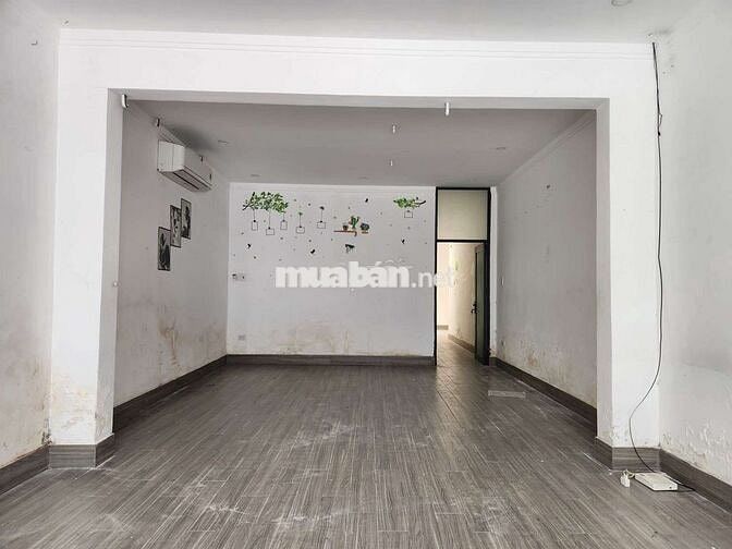 BÁN NHÀ MTKD_ 90M2 _ NỞ HẬU_THU 15TR_SHR_ chỉ 8850k_