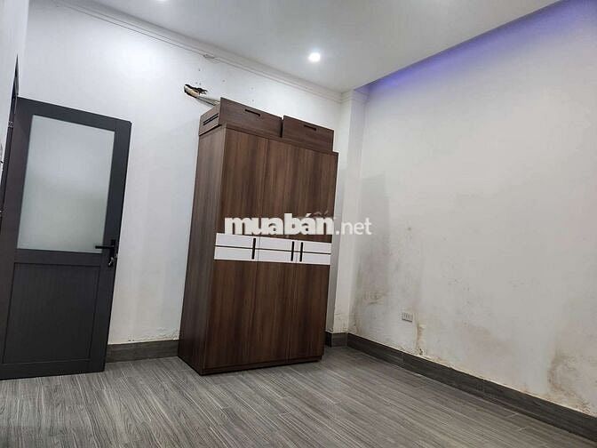BÁN NHÀ MTKD_ 90M2 _ NỞ HẬU_THU 15TR_SHR_ chỉ 8850k_