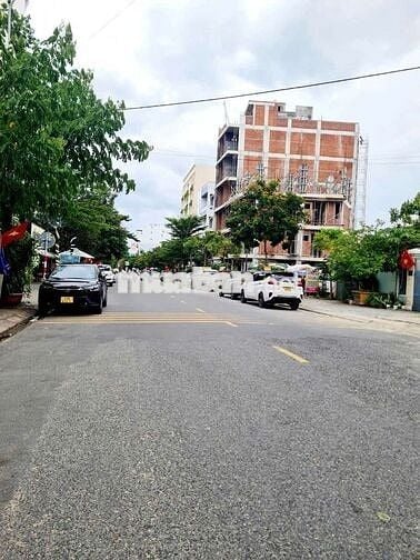 Bán mặt tiền đường Hồ Nghinh vị trí siêu đắc địa.