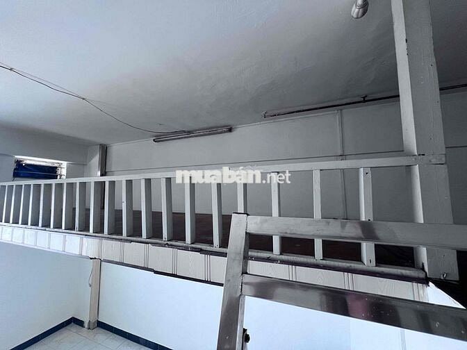 CHO THUÊ CHUNG CƯ 1 PN, diện tích 27m2, C/c Viễn Đông, Quận 5 cũ