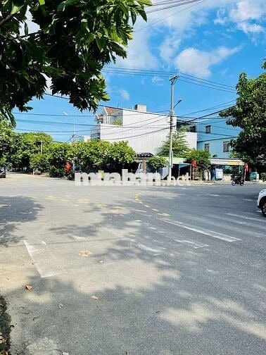 Cho thuê nhà 2 tầng sát văn Tiến Dũng hòa xuân