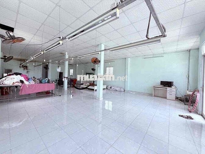BÁN KHO XƯỞNG 2TẦNG ĐANG CHO THUÊ GIÁ10,3TỶ