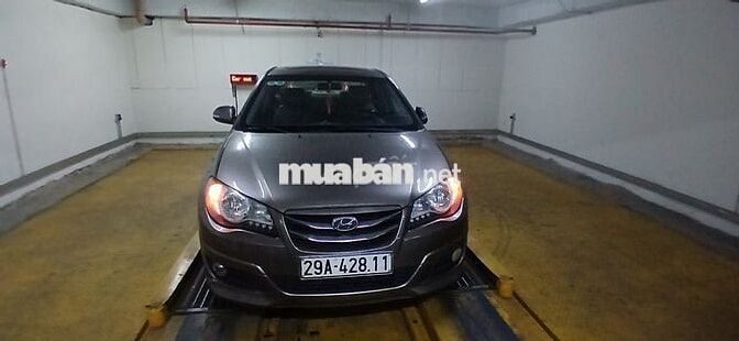 Hyundai Avante 2011 1.6 AT - 118481 km