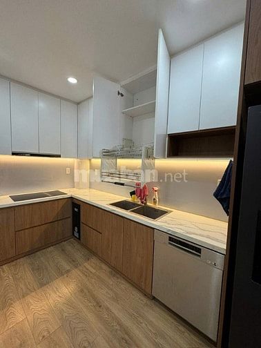 PN -Techcons,Hoa sứ, Phú NHuận: 145m2, 3p ngủ, 2wc, 21tr/th, Nhà mới.