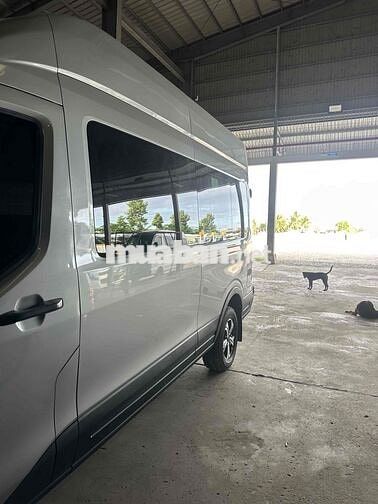 Ford Transit 2024 Premium 16 - 26000 km