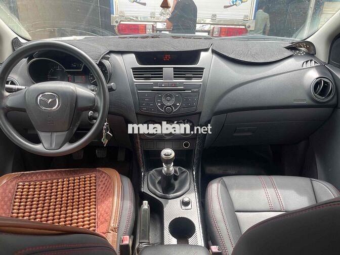 BT50 sx 2014 máy 2.2L 4x4 số sàn 2 cầu- 110 km