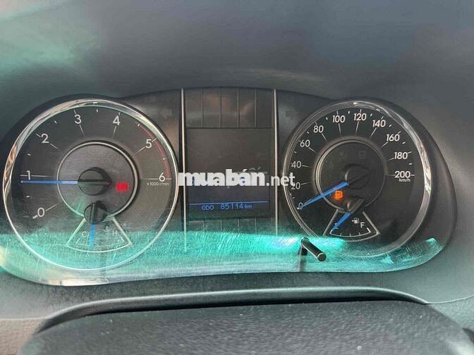 Toyota Fortuner 2017 2.4G 4x2 MT -7c số sàn