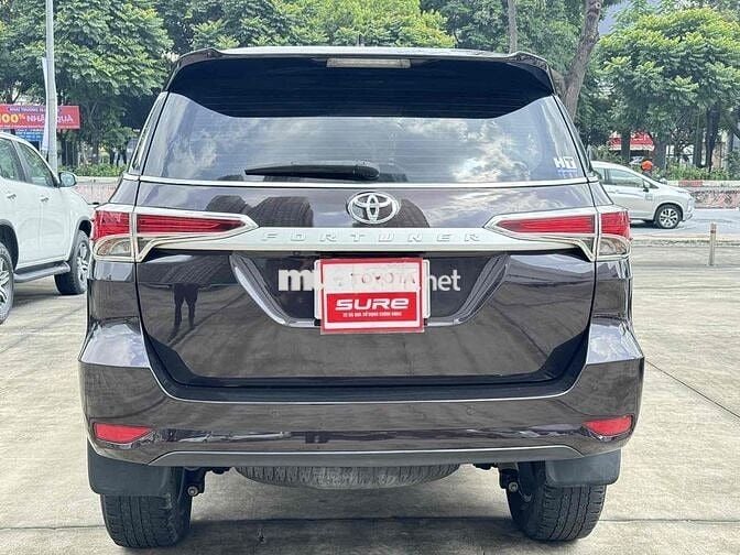 Toyota Fortuner 2017 2.4G 4x2 MT -7c số sàn