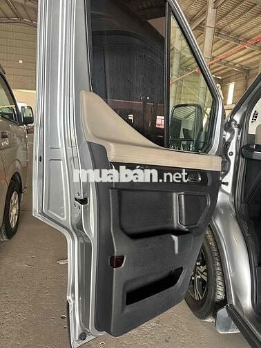Ford Transit 2024 Premium 16 - 26000 km