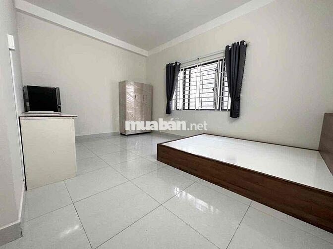 Căn hộ 30m có full nội thất cửa sổ thoáng mát gần UBND Quận 12
