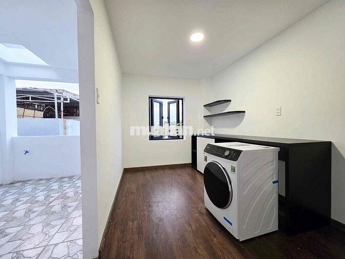 NHÀ 3 TẦNG FULL NỘI THẤT CAO CẤP , SIÊU ĐẸP 3 PHÒNG NGỦ