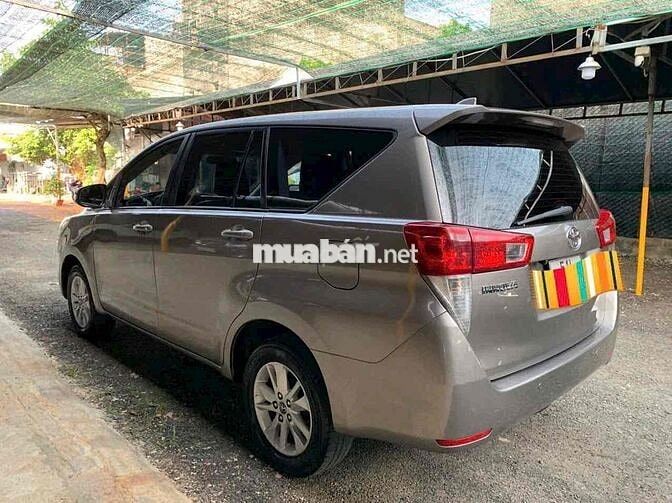 Toyota Innova 2017 2.0G - 7c tự động HÃNG BH 1 năm